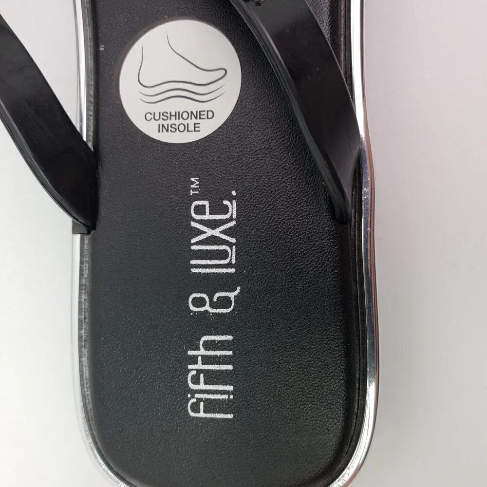 Fifth & Luxe Womens Sz 5/6 Black Silver Rhinestone Slip On Fashion Thong Sandals